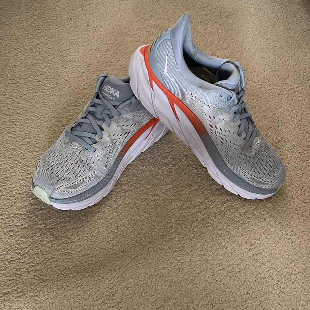Women’s Clifton 8 Size 10B Running Shoes